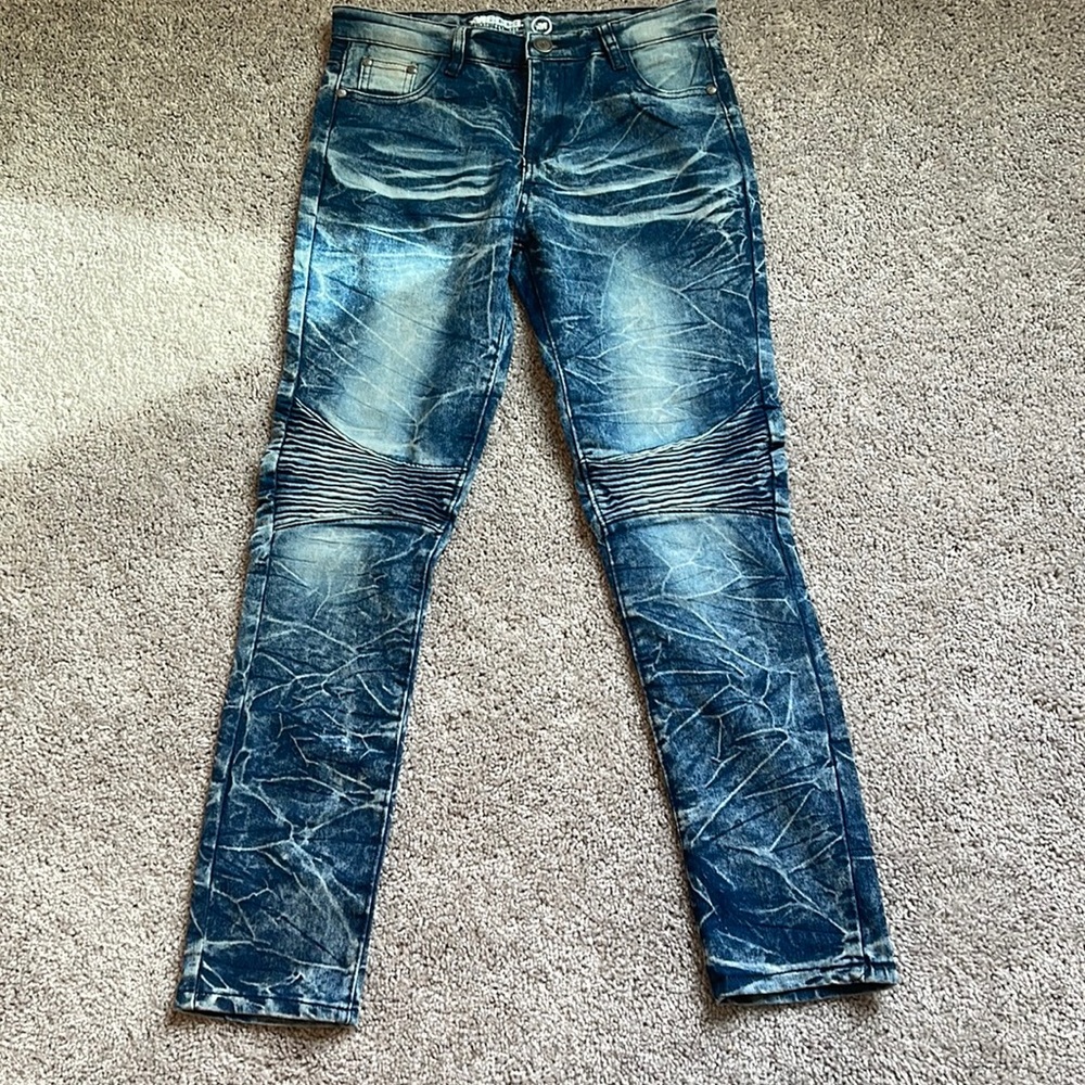 Young men Jean pants